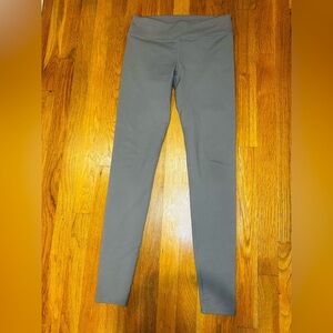 Fabletics Women’s Gray High-Waisted Leggings | Size Small